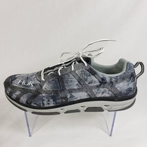HUK Attack fishing shoes NWOT sz 11.5